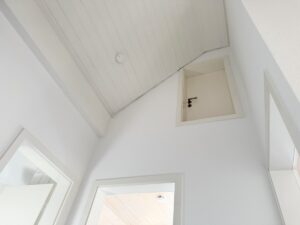 Dachbühne Stauraum