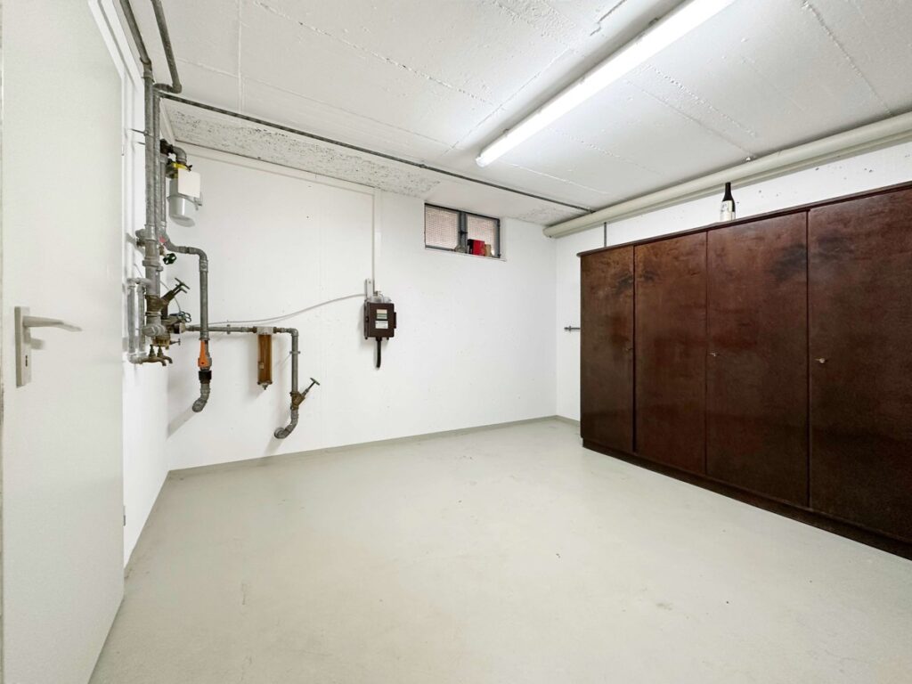 Keller