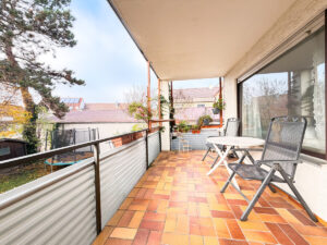 OG überdachter Balkon