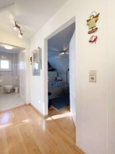 Flur Wohnung DG