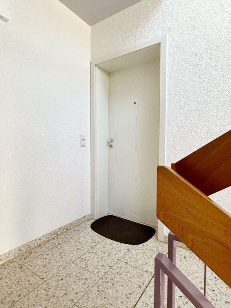 Wohnungstür