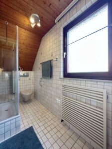 Badezimmer DG