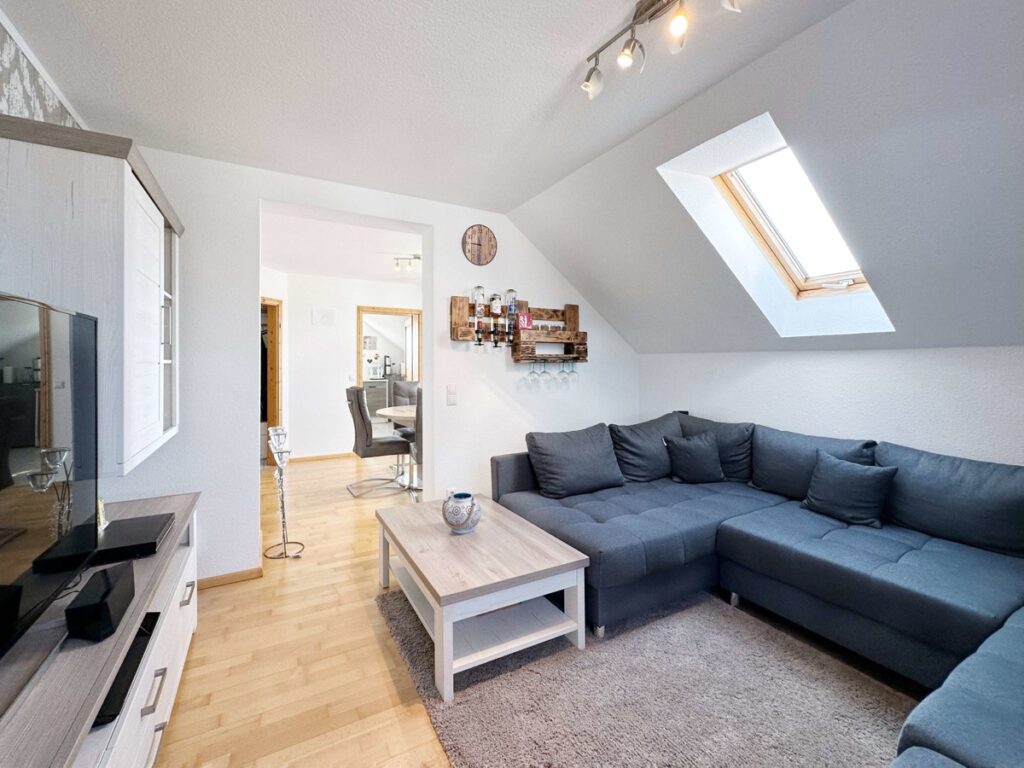 Wohnzimmer DG