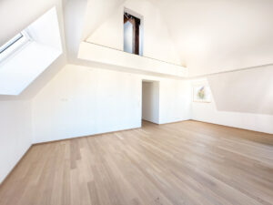 Blick zur Galerie