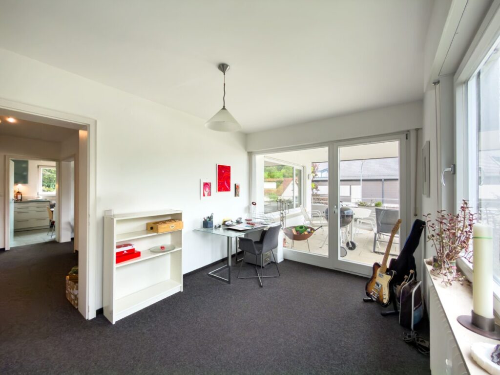 EG-Kinder- oder Arbeitszimmer