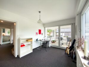 EG-Kinder- oder Arbeitszimmer