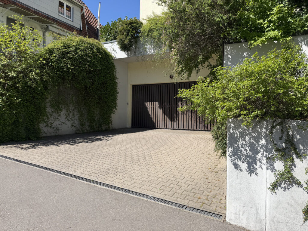 Garageneinfahrt