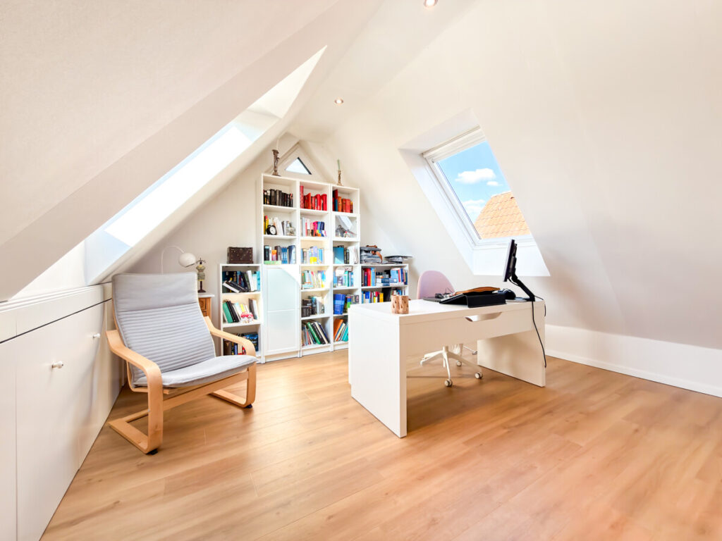 Gäste- oder Homeofficebereich