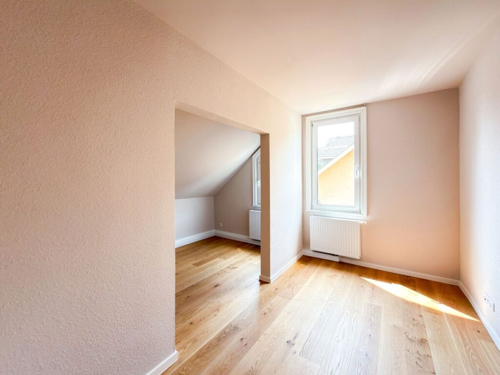 Kinder- oder Arbeitszimmer