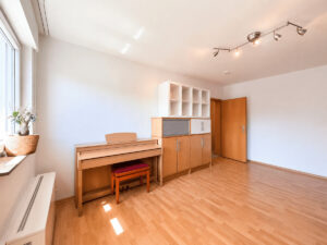 Kinder- oder Arbeitszimmer