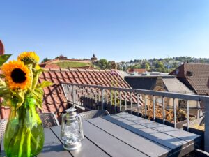 Terrasse mit Aussicht auf die Esslinger Burg