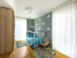 Kinder- oder Arbeitszimmer