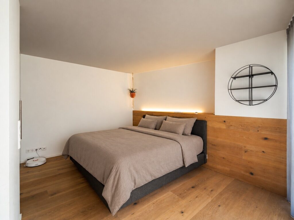 DG Schlafzimmer Bad en Suite