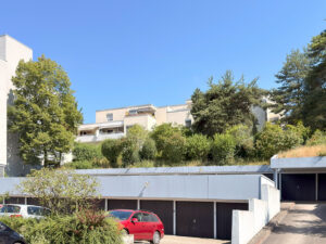Haus- und Garagenansicht