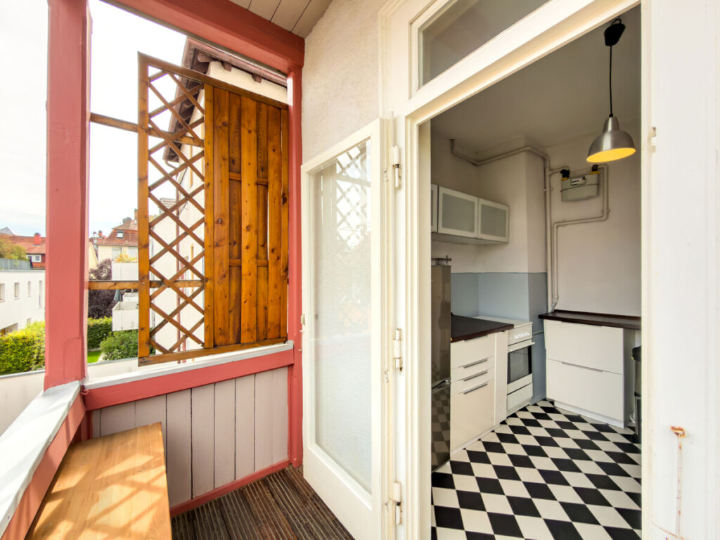 2OG links Balkon